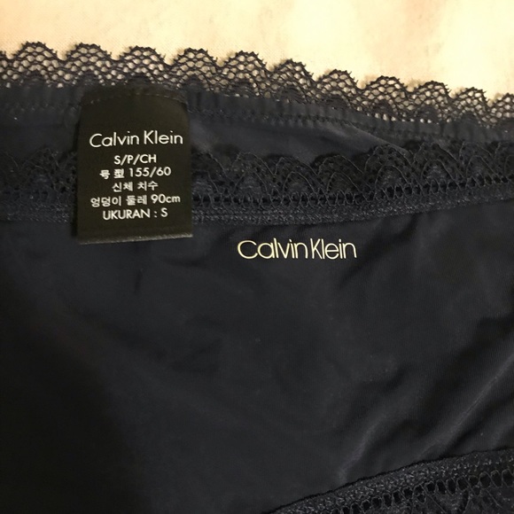 Calvin Klein Panties (3) - Picture 3 of 8